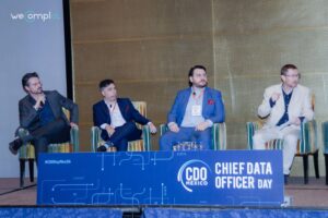 Panel de expertos en el escenario principal del Chief Data Officer Day México 2026