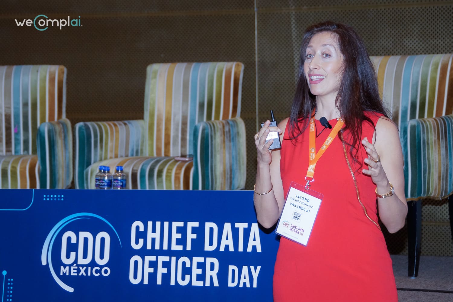 Lucero Vázquez González, CEO de weComplai, junto al atril del Chief Data Officer Day México 2026