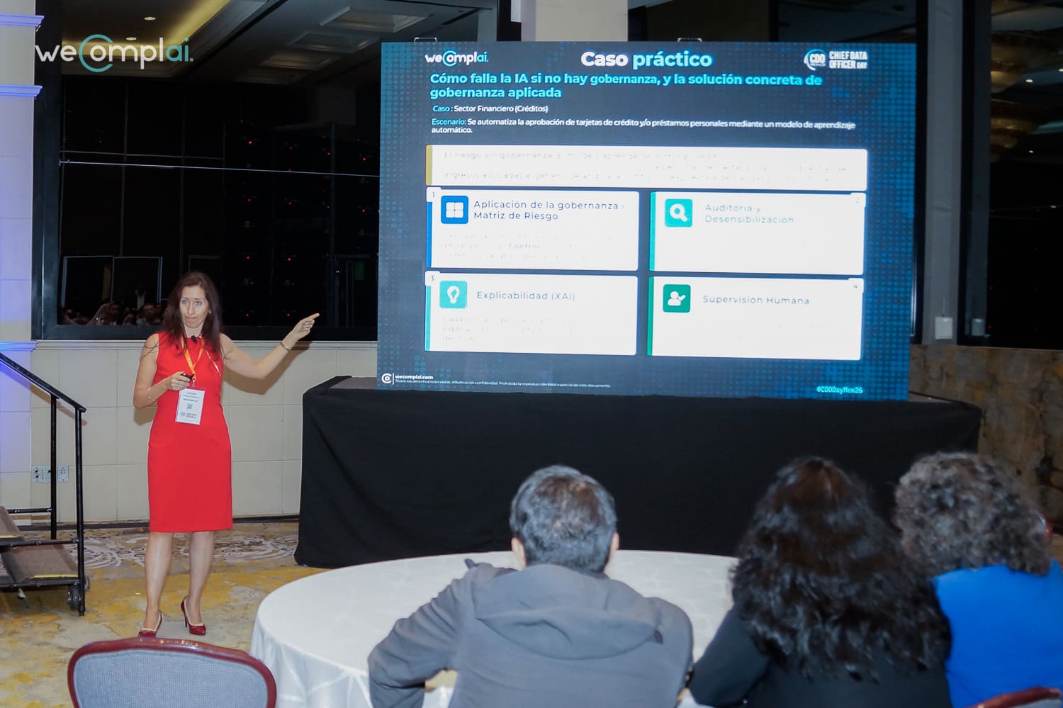 Lucero Vázquez González presenta la ponencia "IA ética y responsable" en el Chief Data Officer Day México 2026