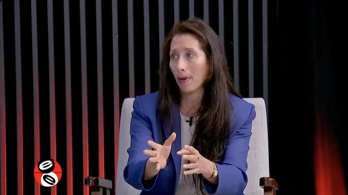 Lucero Vázquez explica el sistema integral de cumplimiento